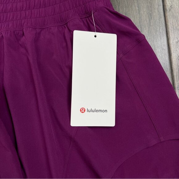 Lululemon NWT Shake It Out High-Rise Running Short 2.5" Chilled Grape - Picture 4 of 8
